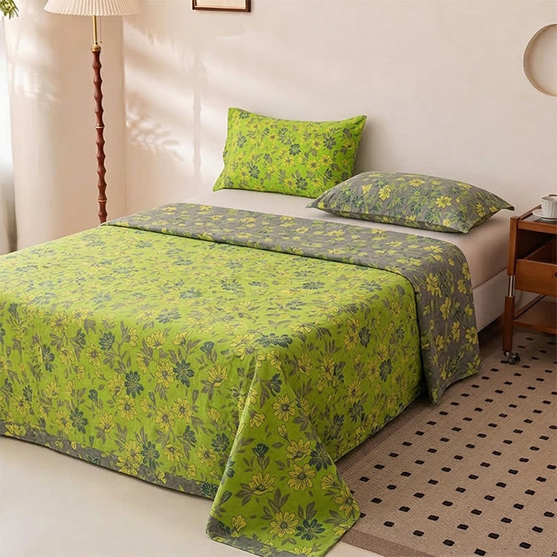 Vintage Green Floral Cotton Bedspread - image 1