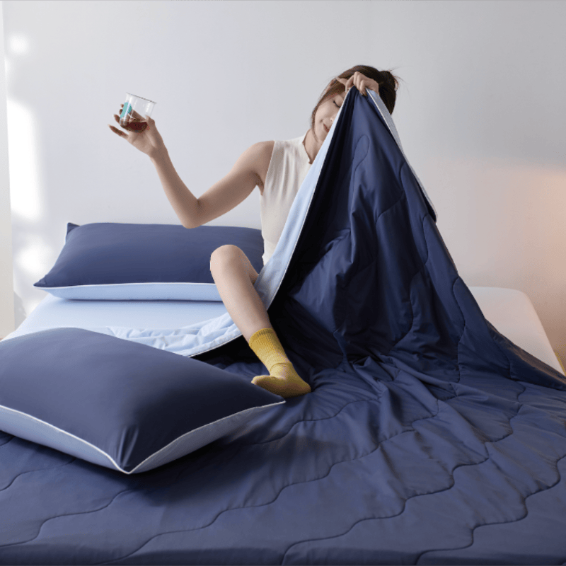 Double-Sided Cooling Lightweight Summer Comforter - Navy Blue - 79" × 91"  - image 6