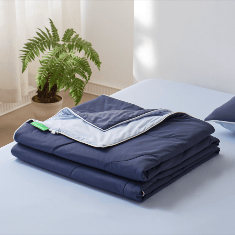 Double-Sided Cooling Lightweight Summer Comforter - image 7