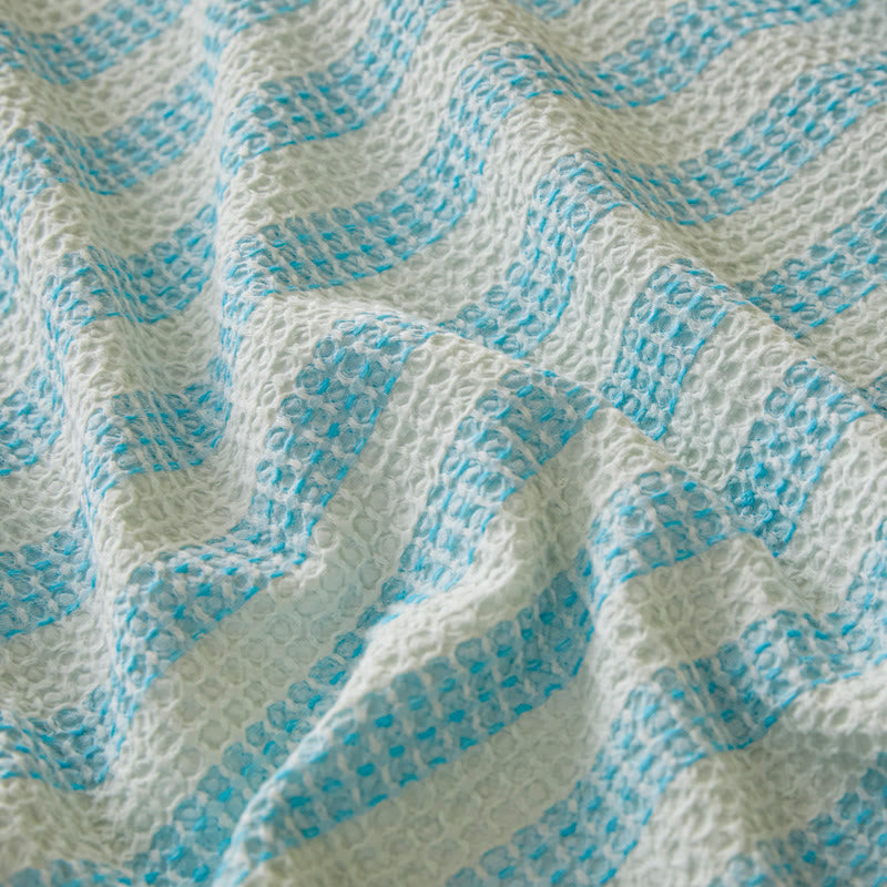 Textured Plaid Woven Bedspread with Scalloped Edge - image 3