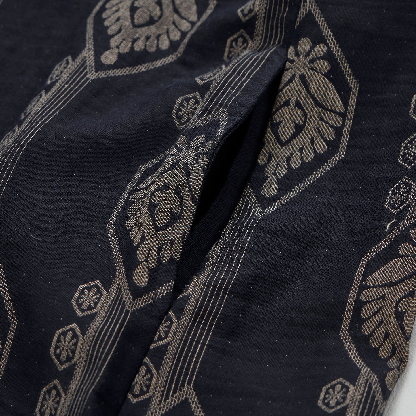 Vintage Navy Blue Geometric Cotton Nightdress - image 6