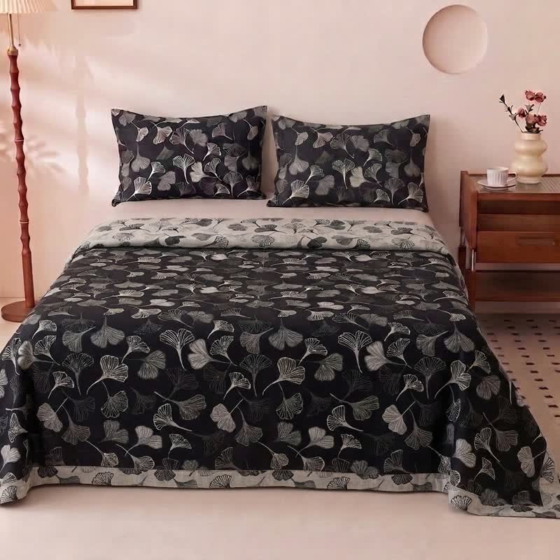 Vintage Black Ginkgo Leaf Reversible Cotton Bedding Set - image 2