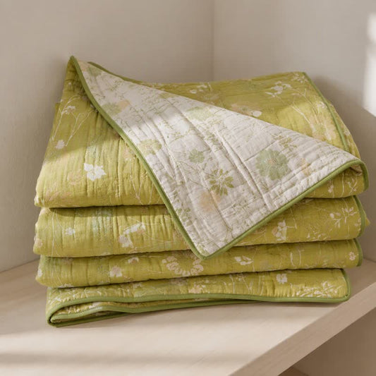 Soft Green Floral Reversible Cotton Quilt - Green - King - image 0