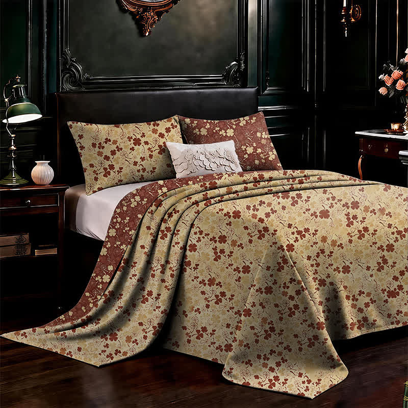 Red Lucky Clover Cotton Gauze Bedspread - image 6