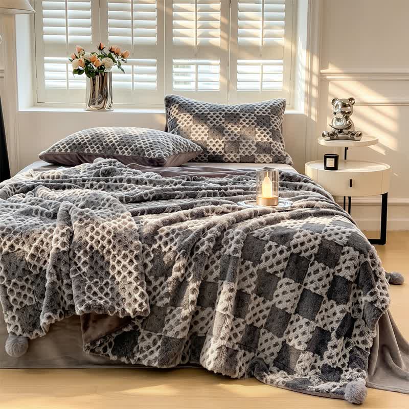 Checkered Grid Reversible Throw Blanket - image 13