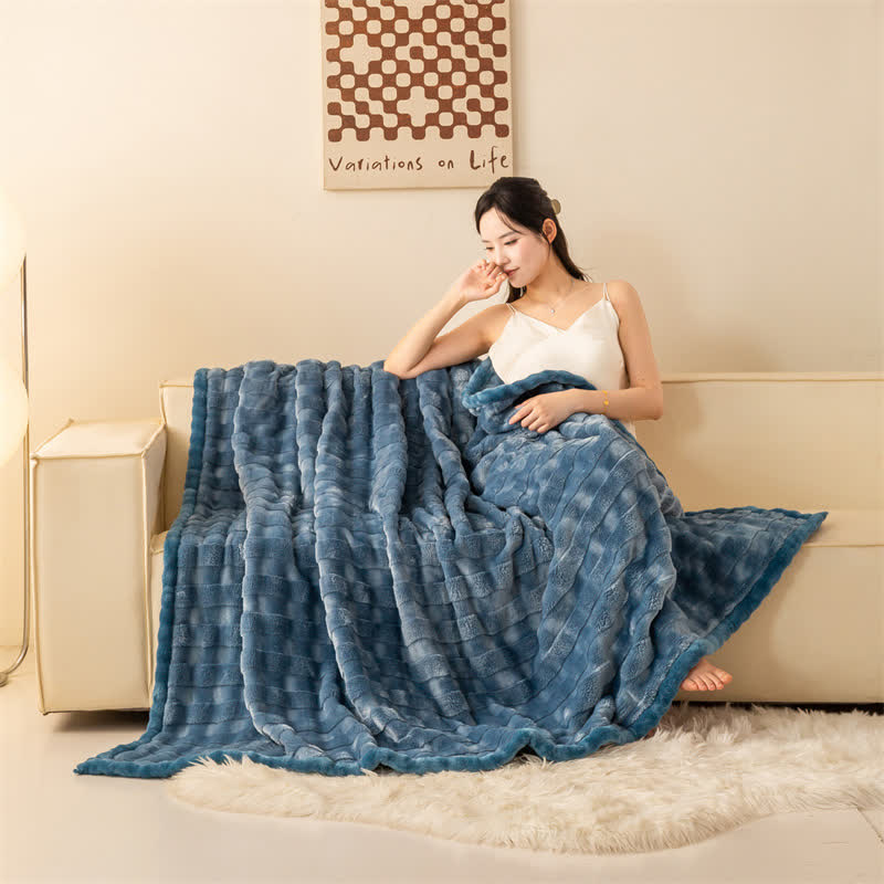 Grid Embossed Thickened Thermal Blanket - image 4