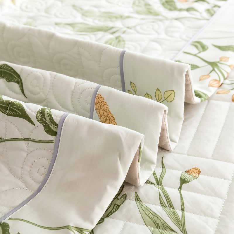 Pure Cotton Elegant Floral Quilted Bedding