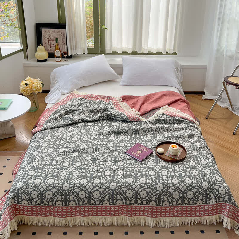 Retro Floral Cotton Gauze Tassel Quilt