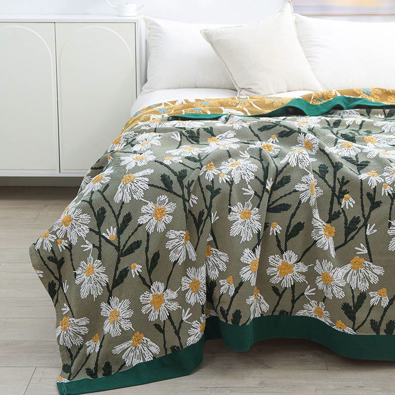 Daisy Print Cotton Soft Reversible Quilt