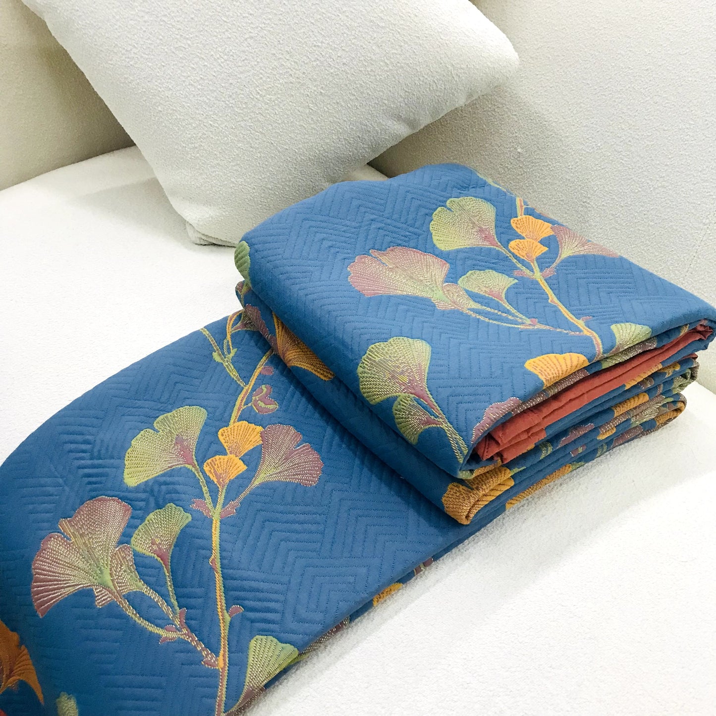 Ginkgo Leaf Jacquard Cotton Reversible Quilt