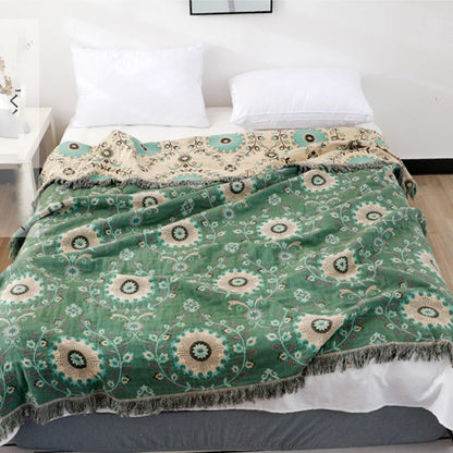 Retro Cotton Gauze Reversible Tassel Quilt