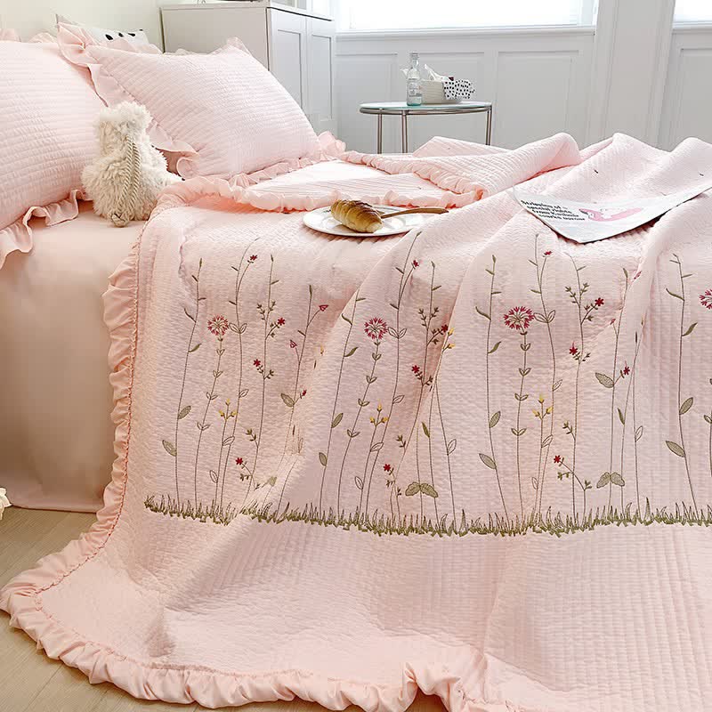 Luxurious Floral Soft Lightweight Ruffles Quilt