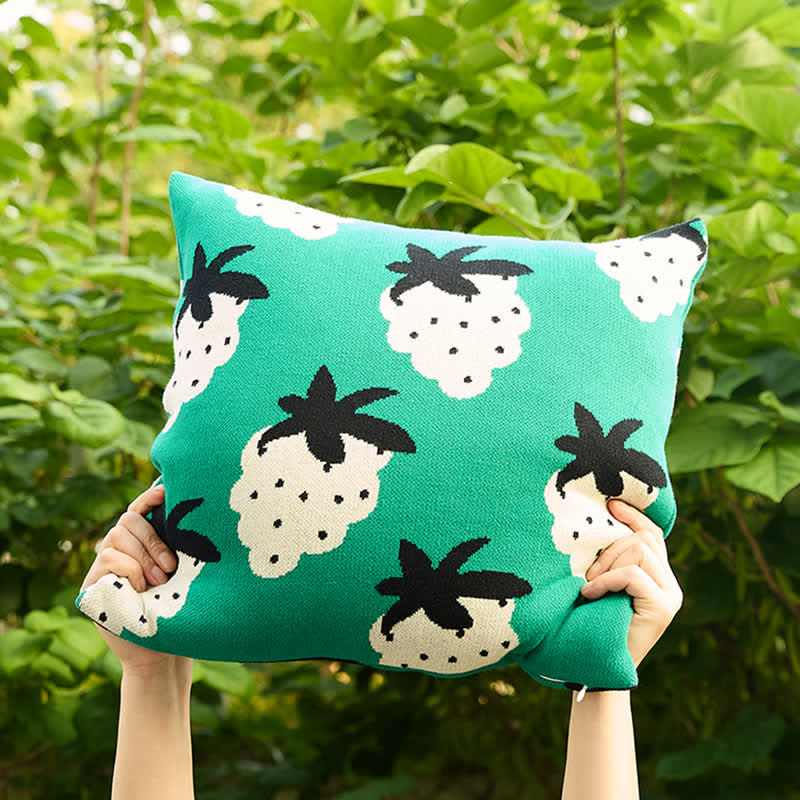 Strawberry Pattern Breathable Cotton Pillowcases (2pcs)