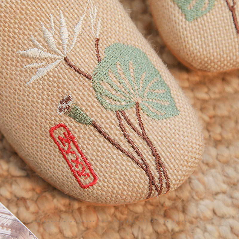 Retro Embroidered Lotus Flax Slippers