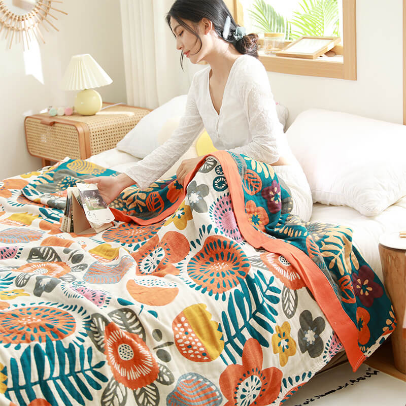 Ownkoti Orange Cartoon Flower Pattern Cotton Quilt