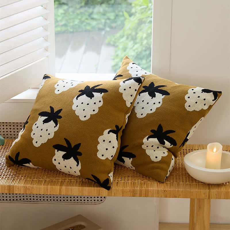 Strawberry Pattern Breathable Cotton Pillowcases (2pcs)