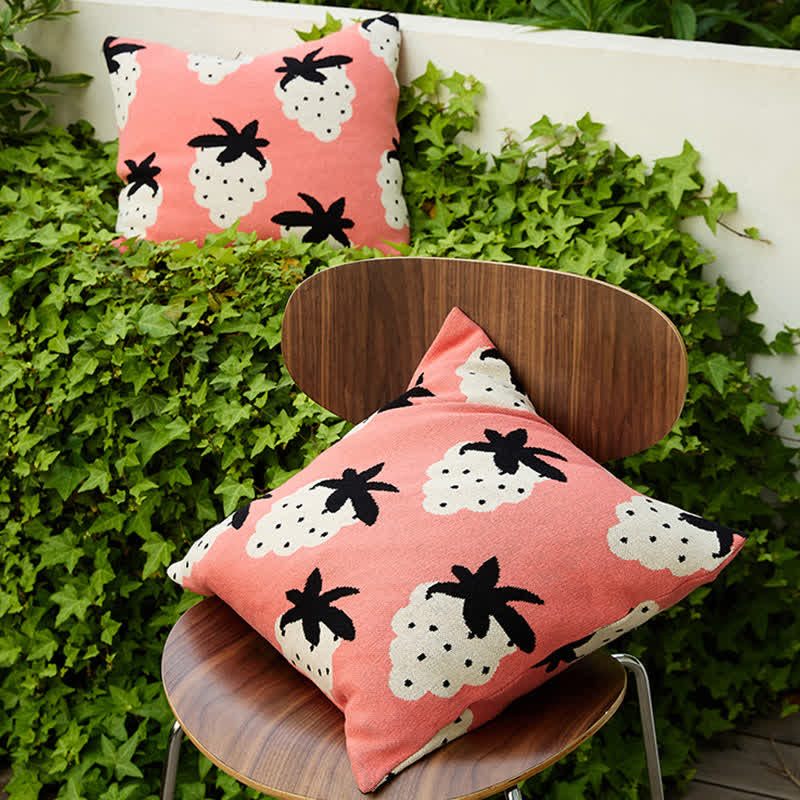 Strawberry Pattern Breathable Cotton Pillowcases (2pcs)