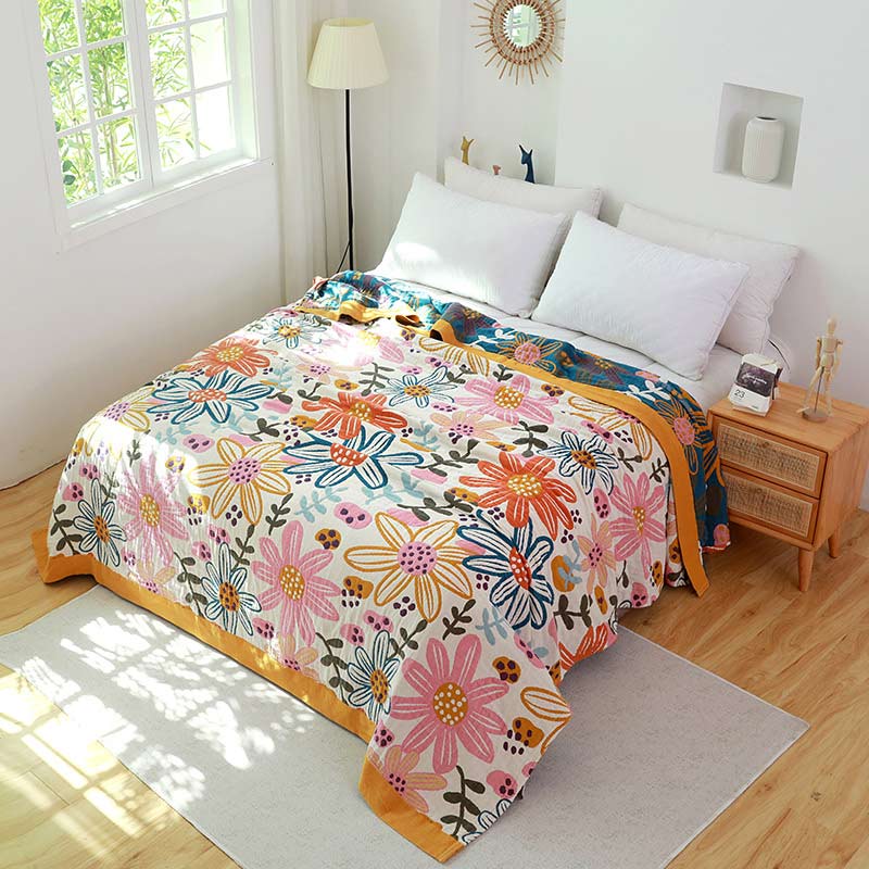 Childlike Flower Cotton Gauze Reversible Quilt