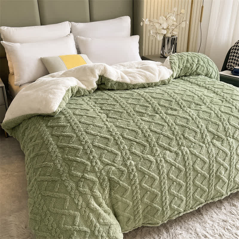 Jacquard Solid Color Comfy Fluffy Blanket